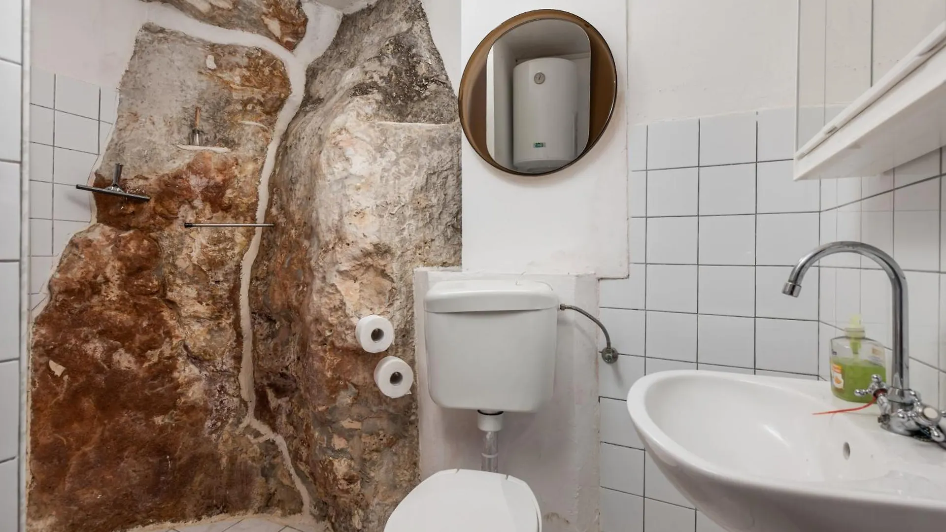 Holiday House Cave Romana 풀라 0*,  크로아티아