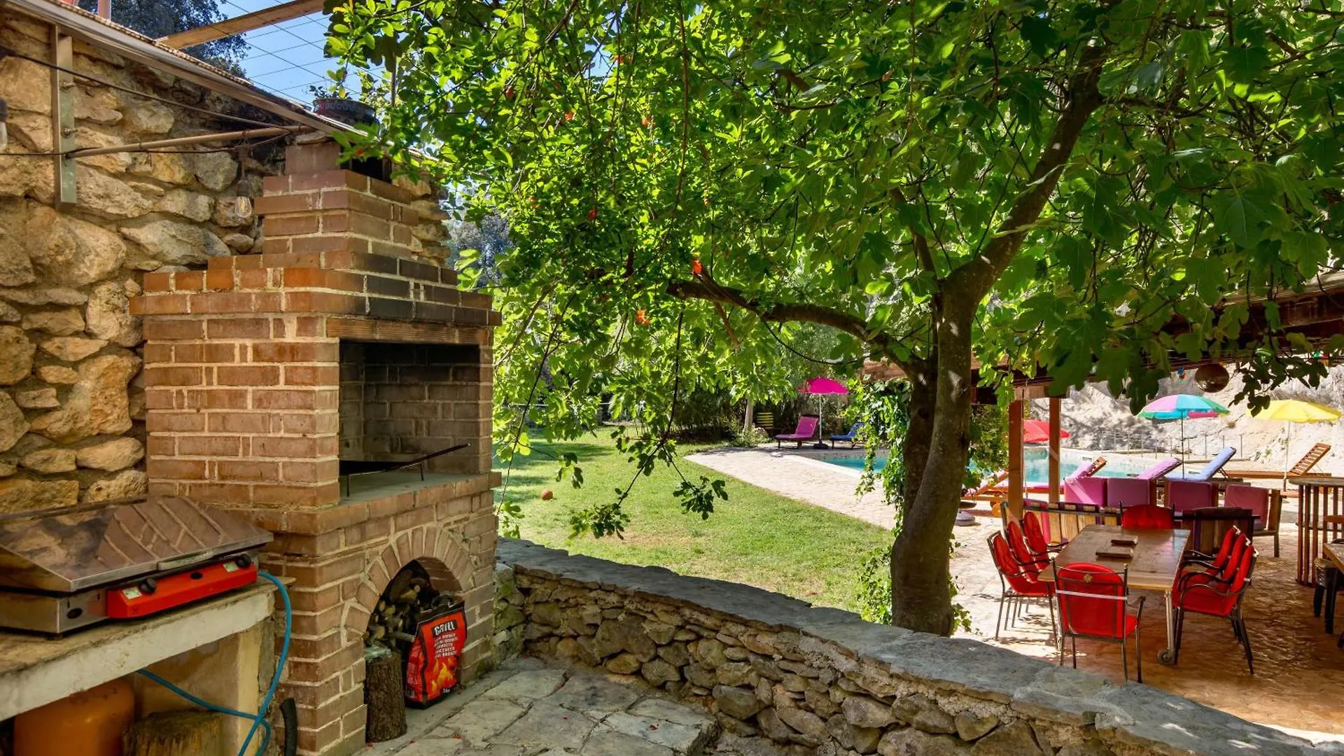 Holiday House Cave Romana Croatia